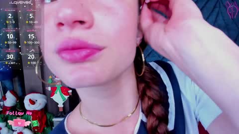 Snapshot of adelainebest chatting on 12/21/24, 04:30 Adelaine online show from 12/21/24, 04:30