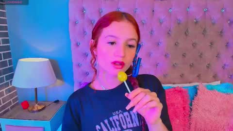 Snapshot of adelainebest chatting on 09/16/25, 03:40 Adelaine online show from 09/16/25, 03:40