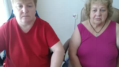 Snapshot of adelandsofia chatting on 09/23/25, 07:44 AdelAndSofia online show from 09/23/25, 07:44