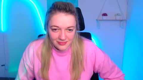 Snapshot of adele_missu chatting on 11/14/25, 07:29 Adele online show from 11/14/25, 07:29