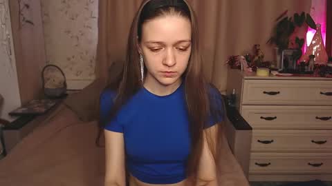 Snapshot of adelin_maxwell chatting on 03/09/25, 11:14 Lina online show from 03/09/25, 11:14