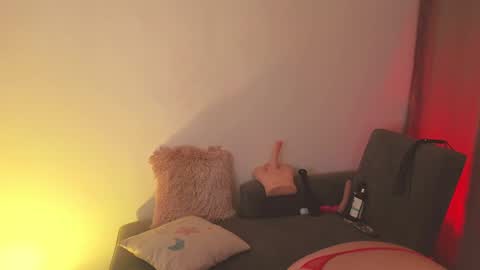 YOUR QUEEN ---  online show from 12/04/24, 01:36