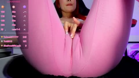 adelinaconte1 online show from 02/05/25, 10:33