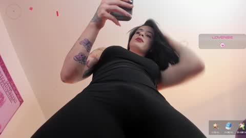 Snapshot of adelineefoxxx chatting on 12/26/24, 07:05 MARIA ANGEL IG iamangel45 online show from 12/26/24, 07:05