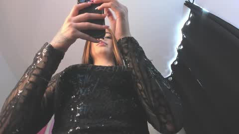 Snapshot of adelineefoxxx chatting on 02/07/25, 05:51 MARIA ANGEL IG iamangel45 online show from 02/07/25, 05:51