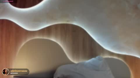 adeline online show from 11/18/25, 07:51