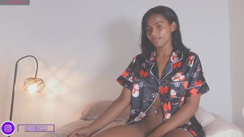 Snapshot of adelyn_x chatting on 12/27/24, 10:01 instragram adelyn 111 online show from 12/27/24, 10:01