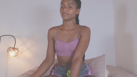 Snapshot of adelyn_x chatting on 01/10/25, 12:15 instragram adelyn 111 online show from 01/10/25, 12:15