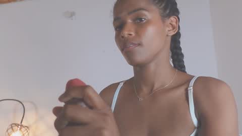 Snapshot of adelyn_x chatting on 01/12/25, 08:36 instragram adelyn 111 online show from 01/12/25, 08:36