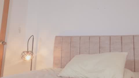 Snapshot of adelyn_x chatting on 02/07/25, 11:12 instragram adelyn 111 online show from 02/07/25, 11:12