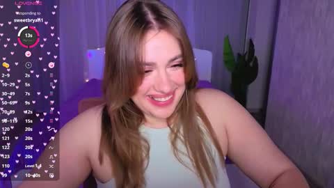 Snapshot of adelynnn chatting on 10/11/25, 08:29 Ada online show from 10/11/25, 08:29