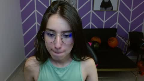 Adhara online show from 11/12/25, 01:11