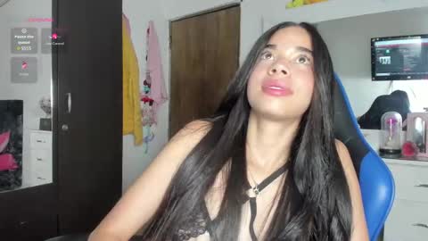Snapshot of adharamiller1 chatting on 09/26/25, 02:15 Adhara Miller online show from 09/26/25, 02:15