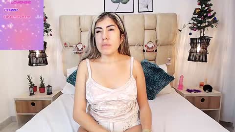 Snapshot of adharasmithh chatting on 01/05/25, 04:16 AdharaSmithh online show from 01/05/25, 04:16