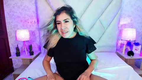 Snapshot of adharasmithh chatting on 02/02/25, 08:30 AdharaSmithh online show from 02/02/25, 08:30