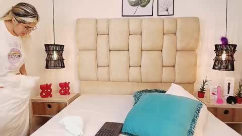 Snapshot of adharasmithh chatting on 02/25/25, 08:41 AdharaSmithh online show from 02/25/25, 08:41