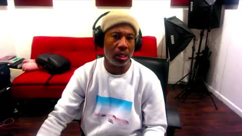 Snapshot of adick_ting chatting on 12/10/24, 07:26 adick_ting online show from 12/10/24, 07:26