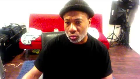 Snapshot of adick_ting chatting on 03/11/25, 09:34 adick_ting online show from 03/11/25, 09:34