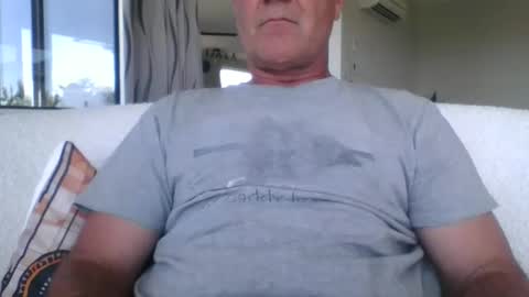 Snapshot of adjustable14 chatting on 01/27/25, 01:48 adjustable14 online show from 01/27/25, 01:48