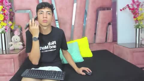 Snapshot of admedthot chatting on 11/19/25, 03:28 AdmedThot online show from 11/19/25, 03:28