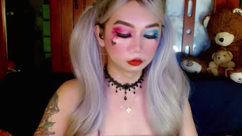 Snapshot of adorableslutxxx chatting on 01/12/25, 05:45 jasmine online show from 01/12/25, 05:45