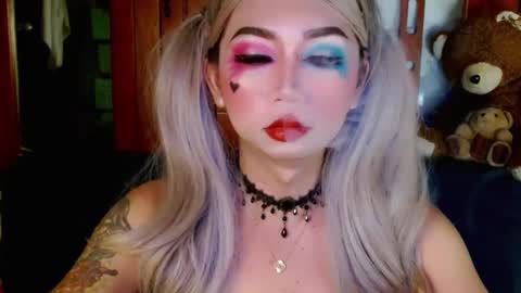 Snapshot of adorableslutxxx chatting on 01/13/25, 11:17 jasmine online show from 01/13/25, 11:17