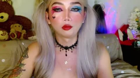 Snapshot of adorableslutxxx chatting on 02/17/25, 03:58 jasmine online show from 02/17/25, 03:58