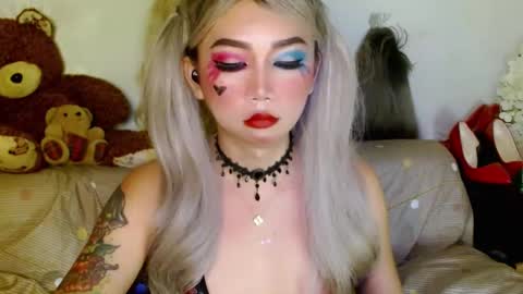 Snapshot of adorableslutxxx chatting on 02/17/25, 06:26 jasmine online show from 02/17/25, 06:26
