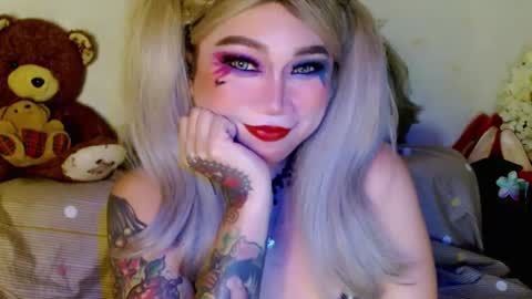 Snapshot of adorableslutxxx chatting on 02/23/25, 05:29 jasmine online show from 02/23/25, 05:29