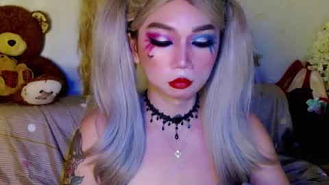 Snapshot of adorableslutxxx chatting on 02/23/25, 08:33 jasmine online show from 02/23/25, 08:33