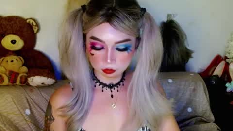 Snapshot of adorableslutxxx chatting on 02/26/25, 06:54 jasmine online show from 02/26/25, 06:54