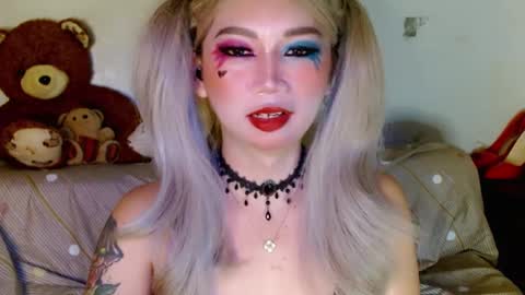 Snapshot of adorableslutxxx chatting on 03/01/25, 03:21 jasmine online show from 03/01/25, 03:21