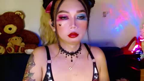 Snapshot of adorableslutxxx chatting on 03/08/25, 10:34 jasmine online show from 03/08/25, 10:34