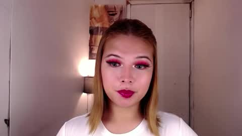 Snapshot of adorabletsforyouxx chatting on 10/09/25, 05:55 adorabletsforyouxx online show from 10/09/25, 05:55