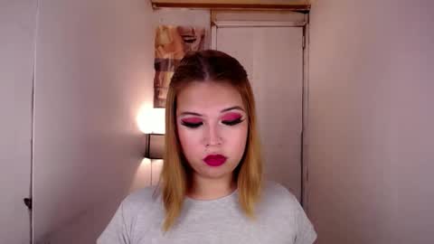 Snapshot of adorabletsforyouxx chatting on 10/16/25, 05:14 adorabletsforyouxx online show from 10/16/25, 05:14