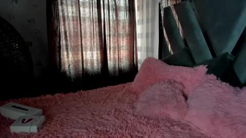 Snapshot of adorabolt chatting on 12/15/24, 07:31 Stormi online show from 12/15/24, 07:31
