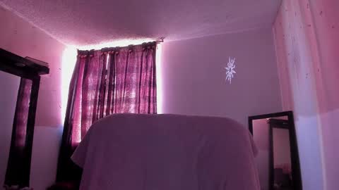 Snapshot of adorabolt chatting on 01/18/25, 08:51 Stormi online show from 01/18/25, 08:51