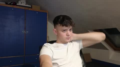 Snapshot of adr_twink chatting on 12/03/24, 11:35 ADR Twink online show from 12/03/24, 11:35