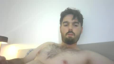 Snapshot of adrian31319 chatting on 11/16/25, 08:31 adrian31319 online show from 11/16/25, 08:31