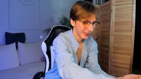 Adrian online show from 12/09/24, 07:18