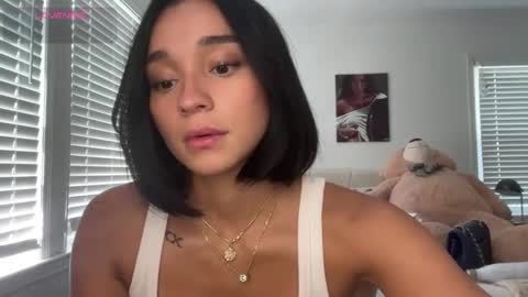 Adrianna  online show from 09/09/25, 07:24