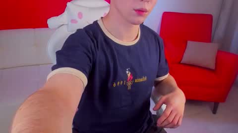 Snapshot of adrianoaubert chatting on 10/09/25, 10:02 adrianoaubert online show from 10/09/25, 10:02