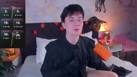 Snapshot of adrianoaubert chatting on 11/03/25, 03:24 adrianoaubert online show from 11/03/25, 03:24