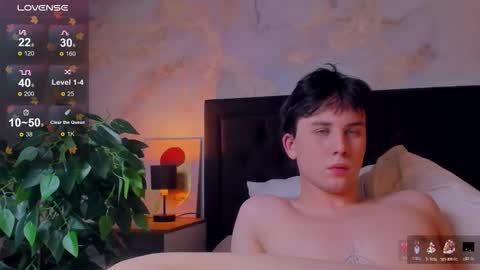 Snapshot of adrianoaubert chatting on 11/12/25, 04:40 adrianoaubert online show from 11/12/25, 04:40