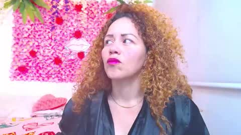 adriel_and_risitos_ online show from 09/28/25, 06:46