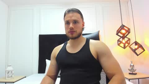 Adrein Roche online show from 10/30/25, 11:27