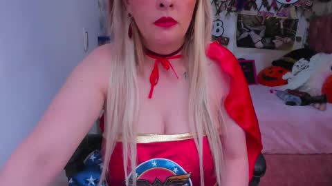 adriiana_fox_ online show from 10/11/25, 02:59