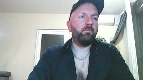 Snapshot of adultwebcamdatabase chatting on 10/20/25, 05:46 Felix84 online show from 10/20/25, 05:46