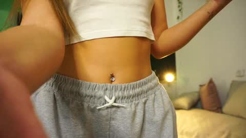 Snapshot of aesthetics_tease chatting on 12/05/24, 08:44 Naomi My instagram account - teasing naomi online show from 12/05/24, 08:44