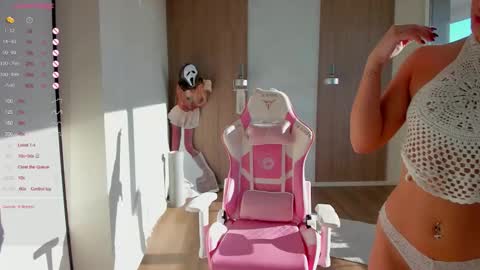 Snapshot of aesthetics_tease chatting on 10/12/25, 03:05 Naomi My instagram account - teasing naomi online show from 10/12/25, 03:05